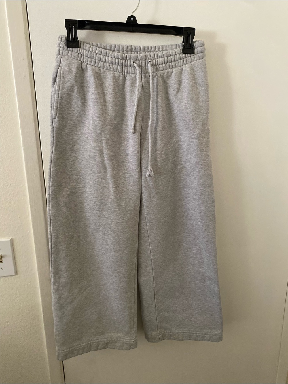 Aritzia Light Gray Wide-Leg Sweatpants